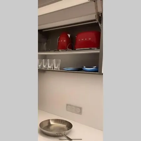Grand Studio a 2 pas des Champs-Élysées, Tout neuf Apartamento