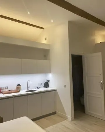 Apartamento Grand Studio a 2 pas des Champs-Élysées, Tout neuf